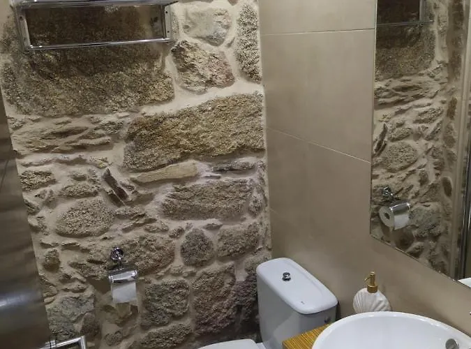 O Recuncho Do Maio * Muros